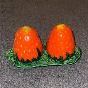 Vtg Strawberry Salt and Pepper Shakers w Tray Rossetti Ceramics Occupied Japan